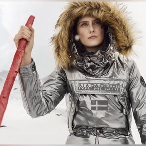 Napapijri Skidoo Anorak Jacket with Hood (Fur is missing) Small